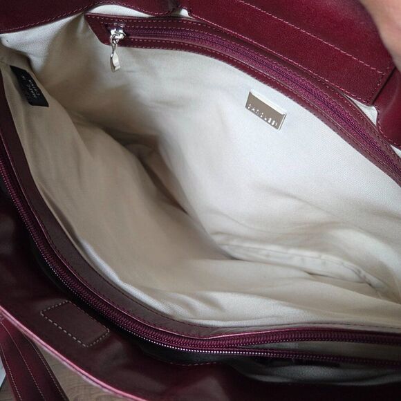 NWT CAROLEE DEEP RED LEATHER TOTE BAG SIZE LARGE - Picture 9 of 16